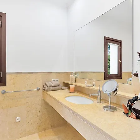 Villa Yolo Spaces - Sotogrande White House *